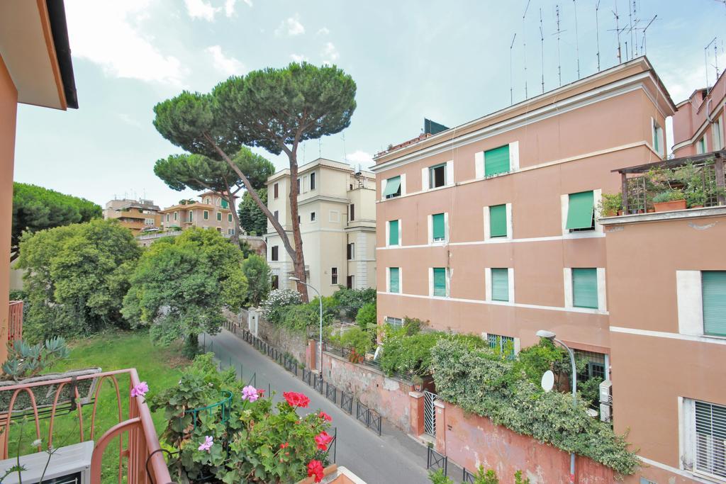 Scalini Di Trastevere Bed & Breakfast Roma