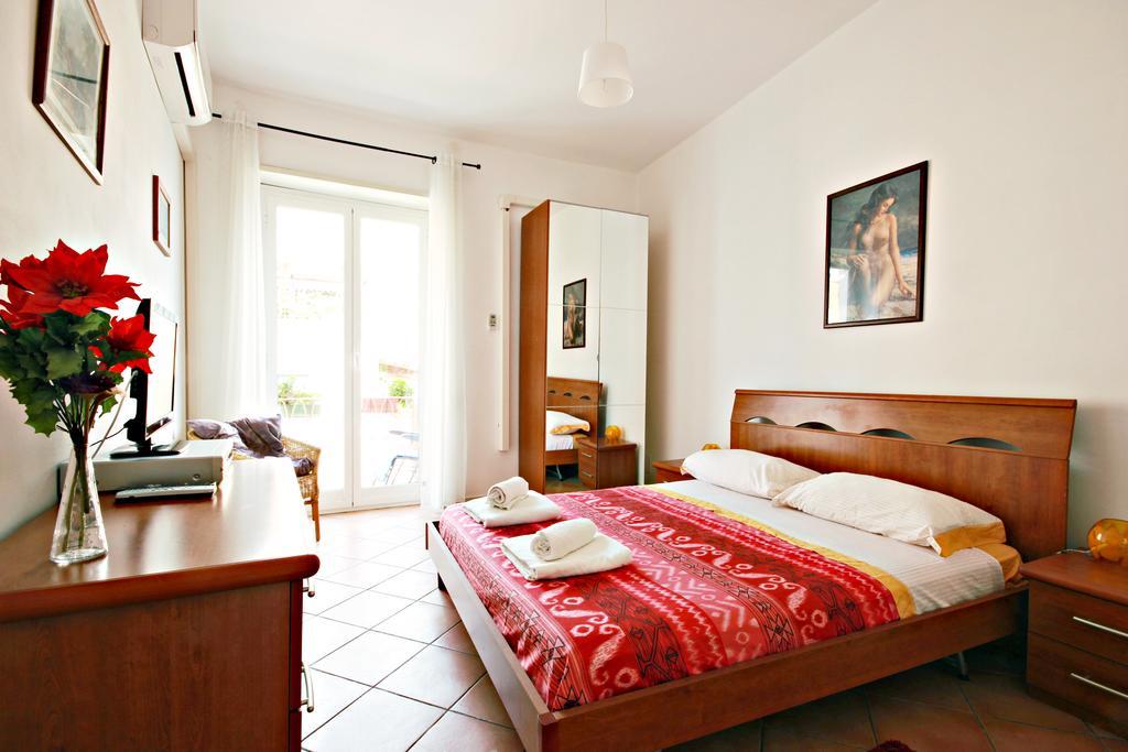 Scalini Di Trastevere 2*